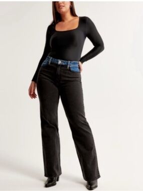 Abercrombie & Fitch Black Blue 90s Relaxed High Rise Curve Love Jeans- 32